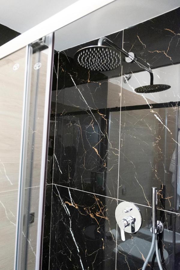Bartolomeo 61 Apartment เนเปิลส์ ภายนอก รูปภาพ