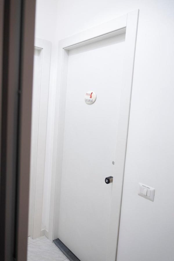 Bartolomeo 61 Apartment เนเปิลส์ ภายนอก รูปภาพ